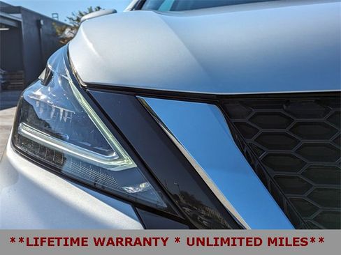 Used 2021 Nissan Murano SL w/ SL Moonroof Package image 11