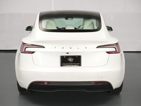 Used 2026 Tesla Model 3 RWD image 13