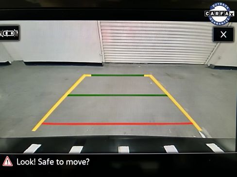 Used 2022 Volkswagen Tiguan SE image 18