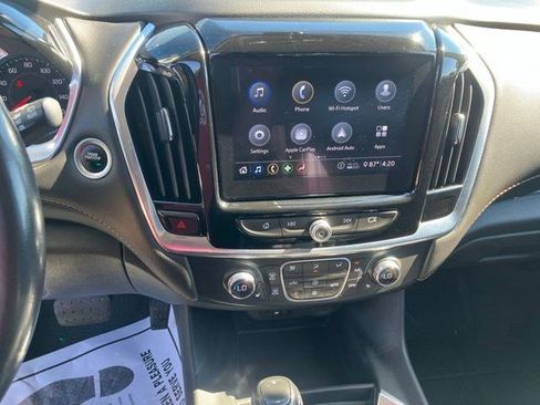 Used 2020 Chevrolet Traverse LT AWD/4WD image 16