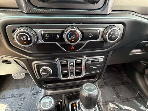 Used 2020 Jeep Wrangler Unlimited Sport S AWD/4WD image 10
