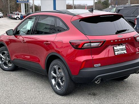New 2026 Ford Escape ST-Line w/ Cold Weather Package AWD/4WD image 3