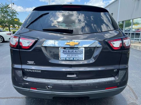 Used 2017 Chevrolet Traverse LT FWD image 4