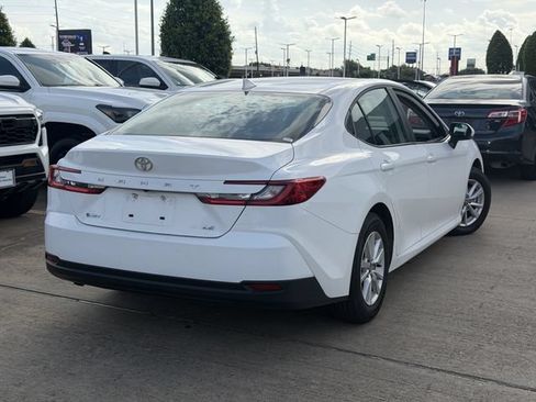 Used 2026 Toyota Camry LE FWD image 5