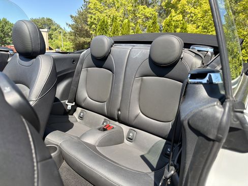 Used 2024 MINI Cooper S FWD image 61