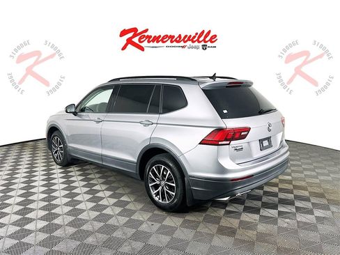 Used 2021 Volkswagen Tiguan S image 5