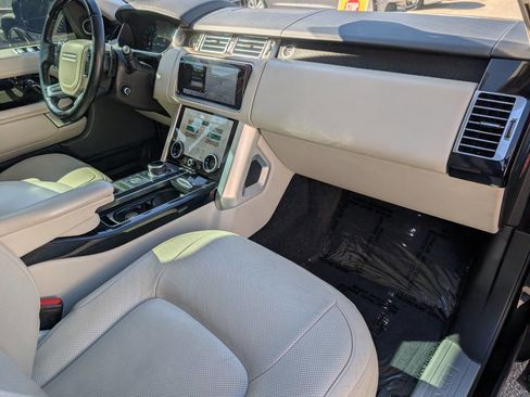Used 2018 Land Rover Range Rover HSE AWD/4WD image 32