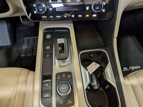 Used 2023 INFINITI QX60 Sensory w/ Vision Package AWD/4WD image 25