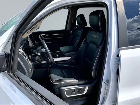 Certified 2020 RAM 1500 Laramie AWD/4WD image 3