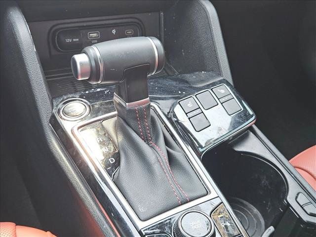 Used 2025 Kia Sportage SX FWD image 13