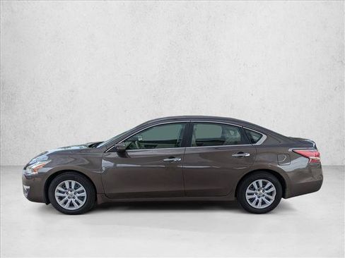 Used 2015 Nissan Altima 2.5 S w/ Power Driver Seat Package FWD image 8