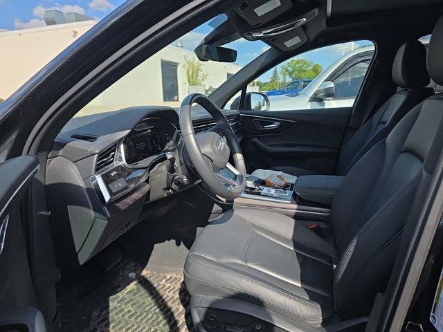 Certified 2023 Audi Q7 2.0T Premium w/ Convenience Package AWD/4WD image 1