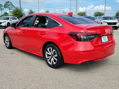 Used 2025 Honda Civic LX image 4