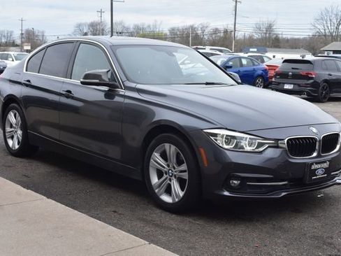 Used 2017 BMW 330i xDrive Sedan image 11