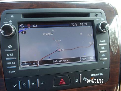 Used 2014 Buick Enclave Premium AWD/4WD image 24