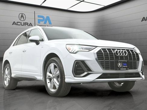 Used 2022 Audi Q3 2.0T Premium Plus w/ Premium Plus Package image 32