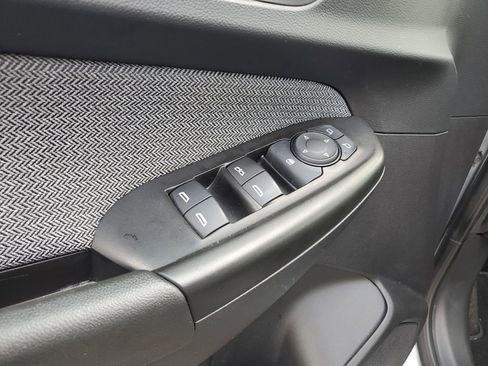 Used 2023 Chevrolet TrailBlazer LT image 11