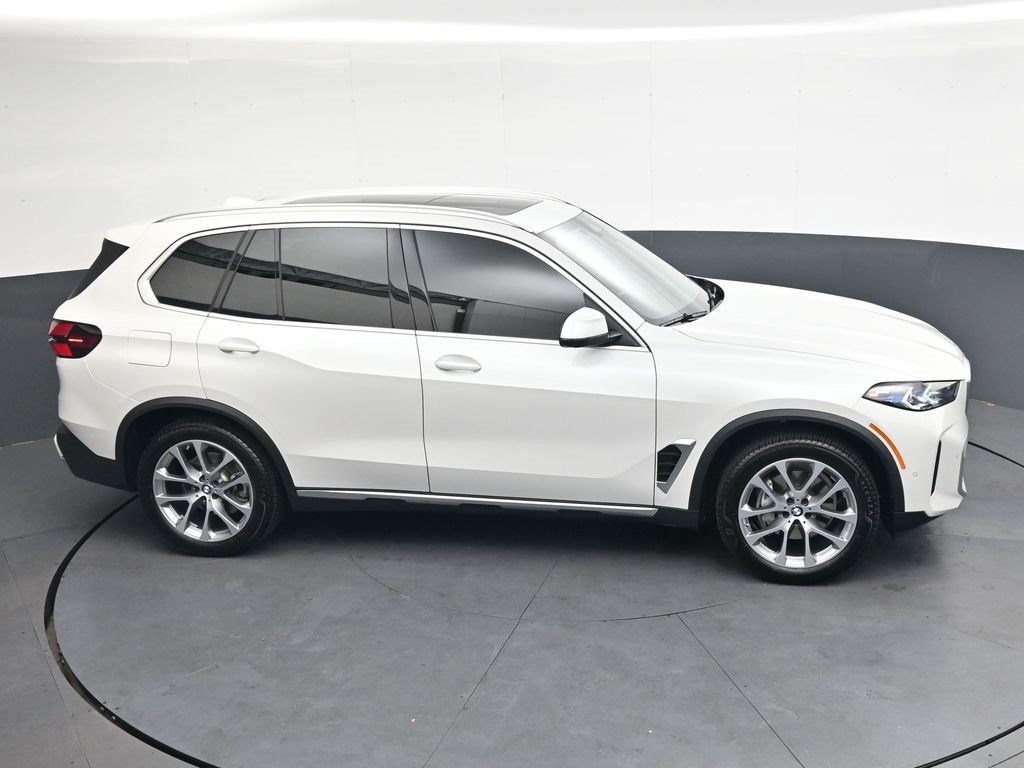 Used 2026 BMW X5 xDrive40i w/ Premium Package AWD/4WD image 26