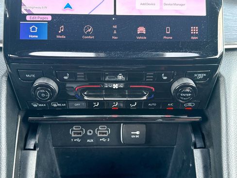 Used 2025 Jeep Grand Cherokee L Limited image 36