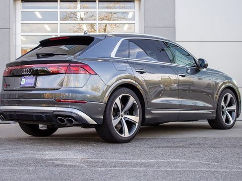 Used 2024 Audi SQ8 Prestige image 9