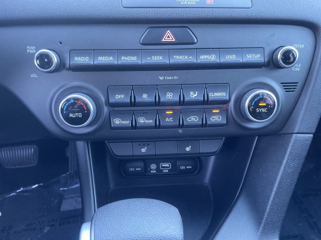 Used 2018 Kia Sportage LX w/ LX Technology Package FWD image 19
