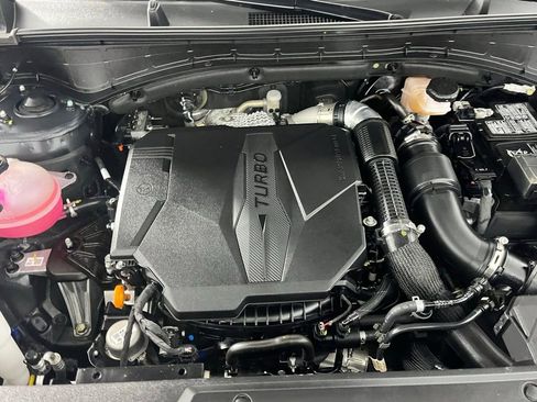 Used 2025 Hyundai Santa Fe SEL image 33