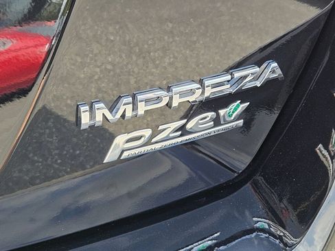 Used 2016 Subaru Impreza 2.0i AWD/4WD image 9