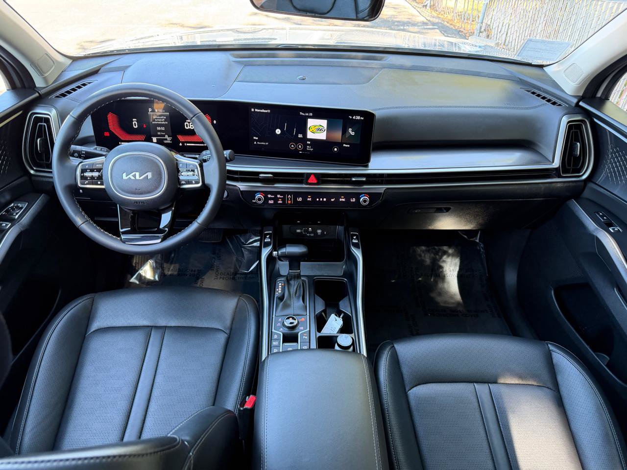 Used 2025 Kia Sorento S w/ Panoramic Sunroof Package AWD/4WD image 17