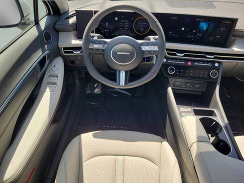 New 2025 Hyundai Sonata Limited image 15