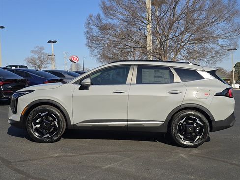 New 2026 Kia Sportage EX image 6