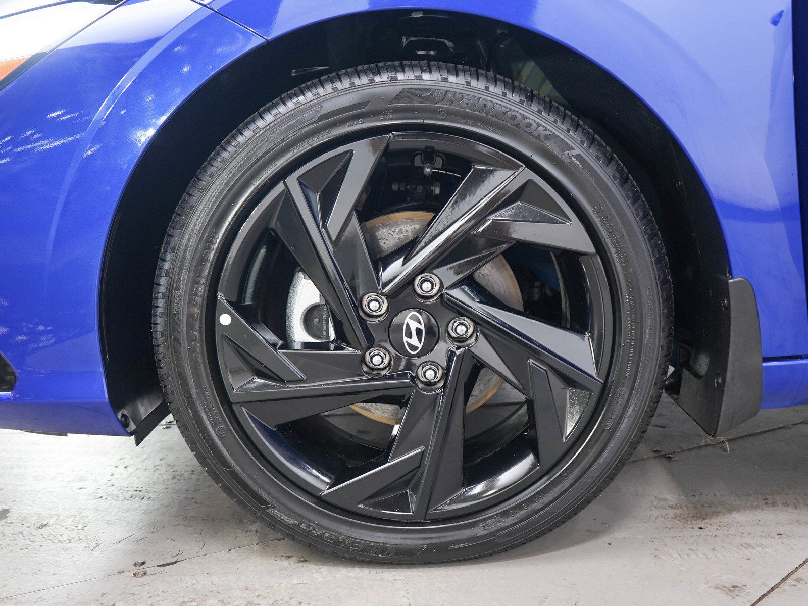 Certified 2026 Hyundai Elantra SEL Sport Premium FWD image 27