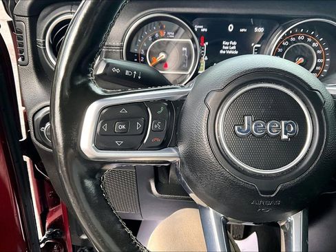 Used 2021 Jeep Gladiator Overland w/ Popular Equipment Package image 17