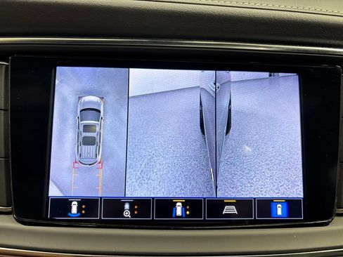 Used 2023 Buick Enclave Essence w/ Experience Buick Package AWD/4WD image 28