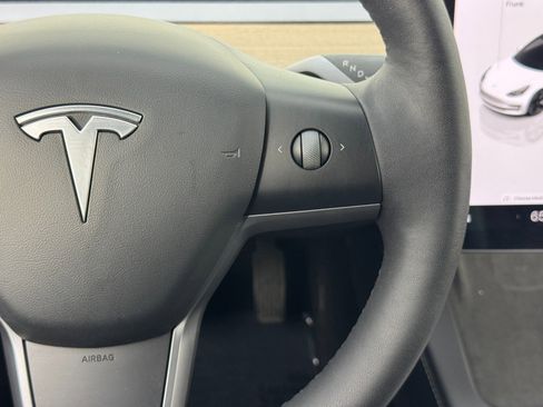 Used 2022 Tesla Model 3 image 20
