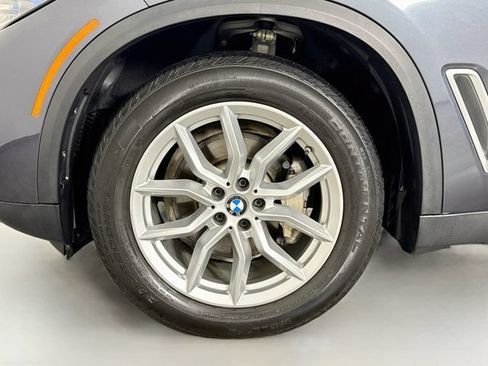 Used 2019 BMW X5 xDrive40i w/ Executive Package AWD/4WD image 33