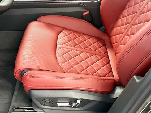 New 2026 Audi SQ7 Premium Plus AWD/4WD image 20