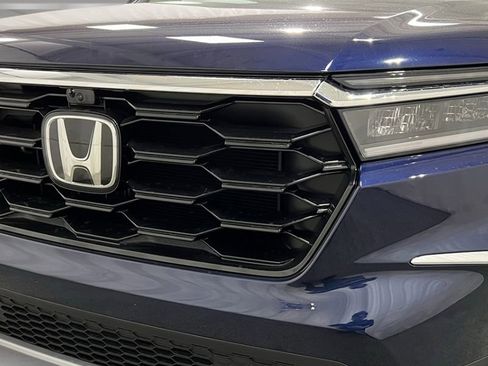 New 2025 Honda Pilot Touring image 9