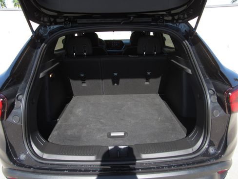 Used 2025 Chevrolet Trax RS w/ Sunroof Package image 13