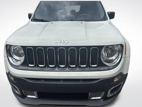 Used 2017 Jeep Renegade Sport w/ Power & Air Group FWD image 5