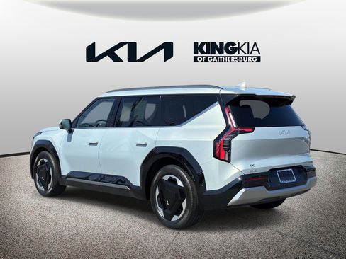 Certified 2024 Kia EV9 Land AWD/4WD image 5