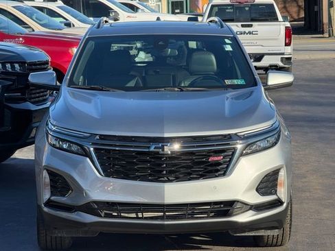 Used 2023 Chevrolet Equinox RS image 2