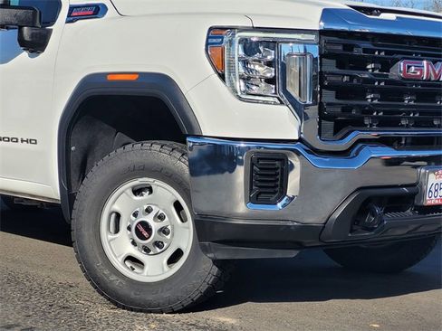 Used 2022 GMC Sierra 2500 Pro w/ Convenience Package image 3