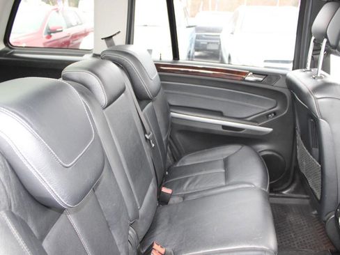 Used 2012 Mercedes-Benz GL 550 4MATIC image 22