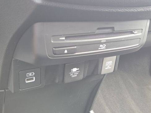 Used 2024 Honda Odyssey Touring image 11