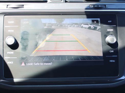 Certified 2023 Volkswagen Tiguan SE R-Line image 16