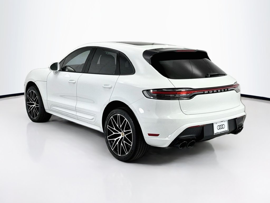 Used 2023 Porsche Macan AWD/4WD image 7
