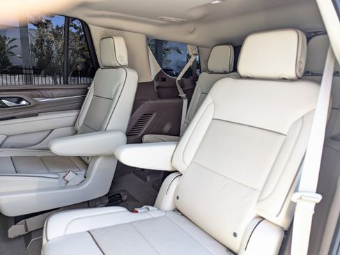 Used 2021 GMC Yukon Denali w/ Denali Ultimate Package image 22