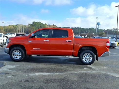 Used 2018 Toyota Tundra SR5 w/ SR5 Upgrade Package image 16