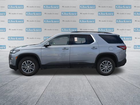 Used 2023 Chevrolet Traverse LT FWD image 9