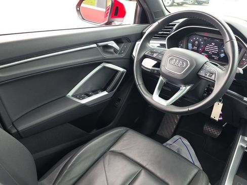Used 2025 Audi Q3 2.0T Premium AWD/4WD image 28